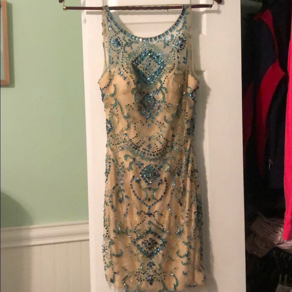 LUCCI LU homecoming dress